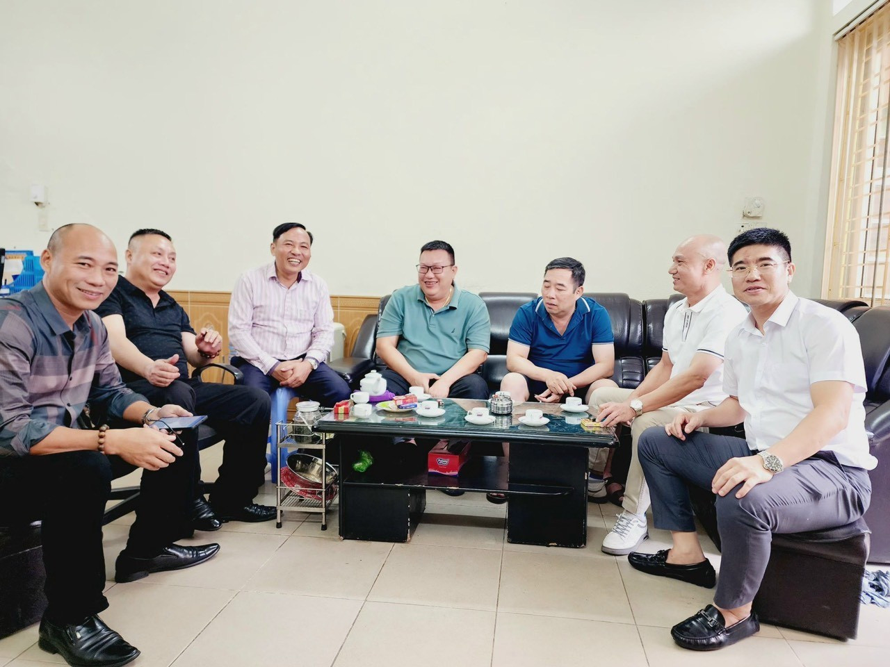 Đoàn Chủ tịch Hội Doanh nhân Vũ (Võ) Hải Phòng đã tới thăm Công ty CP Cơ khí đóng tàu Thủy sản Việt Nam ( Mã CK FSO)